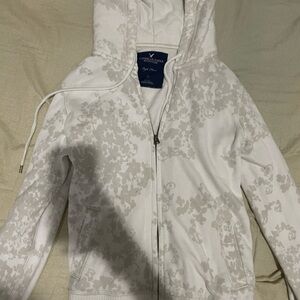 NWOT American Eagle White Zip Up Hoodie Jacket